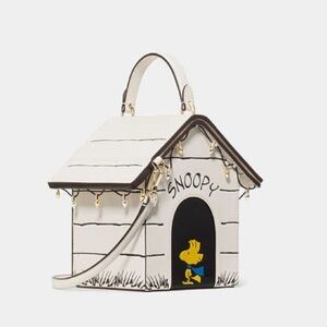 ♠️Kate Spade Peanuts Snoopy 3D Dog House Crossbody in Cream Multi NWT